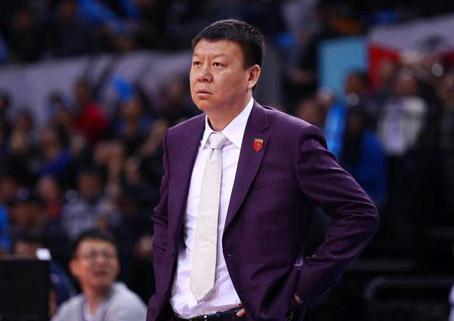  门兴主帅下课，助教暂时接任代理主教练